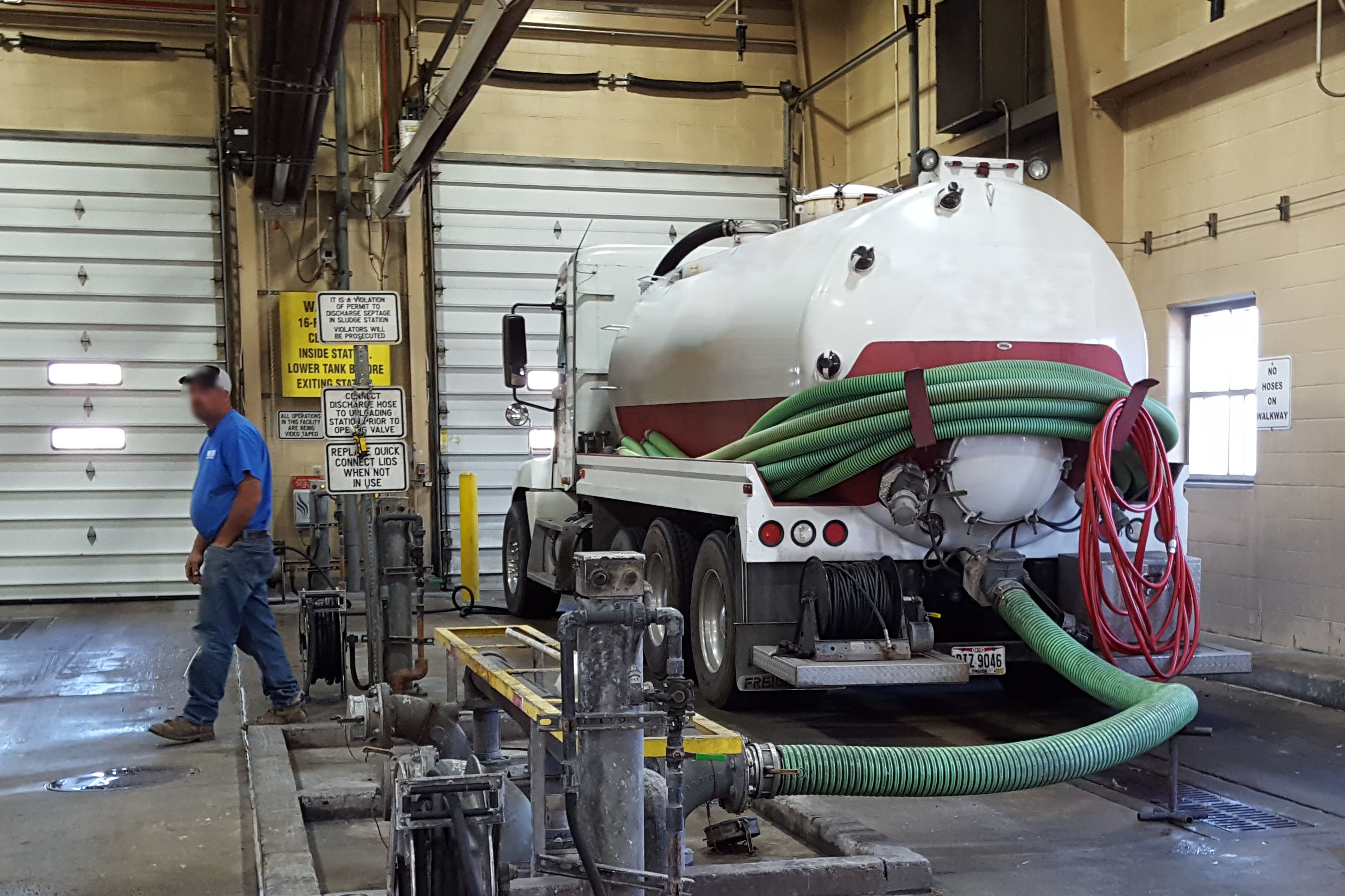 Photo of waste hauler in MSD's Septage Receiving Station