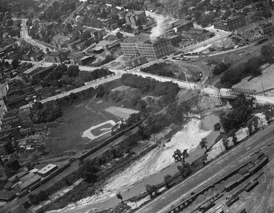Aerial photo showing the area pre Western Hills Viaduct
