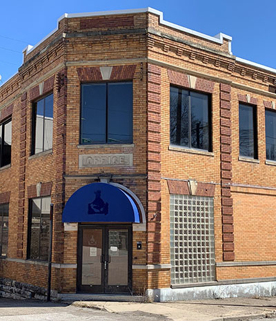Former office for Herancourt Brewery at 1400 Harrison Avenue, 2021.